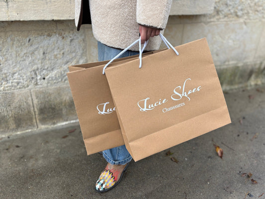 Idées cadeaux de Noël pour femme : Notre sélection tendance à tous les budgets.